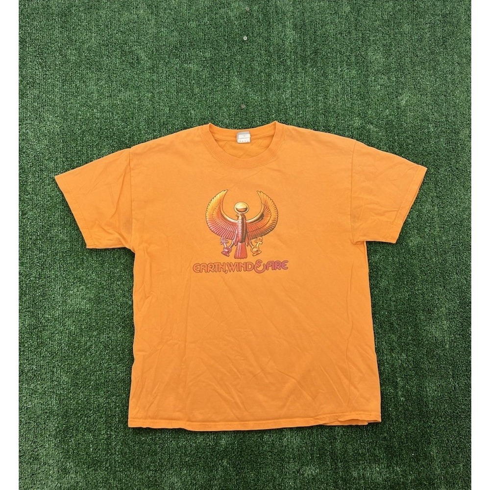 Earth Wind and Fire Rare Orange Concert T-Shirt Begins With a Dream Mens XL